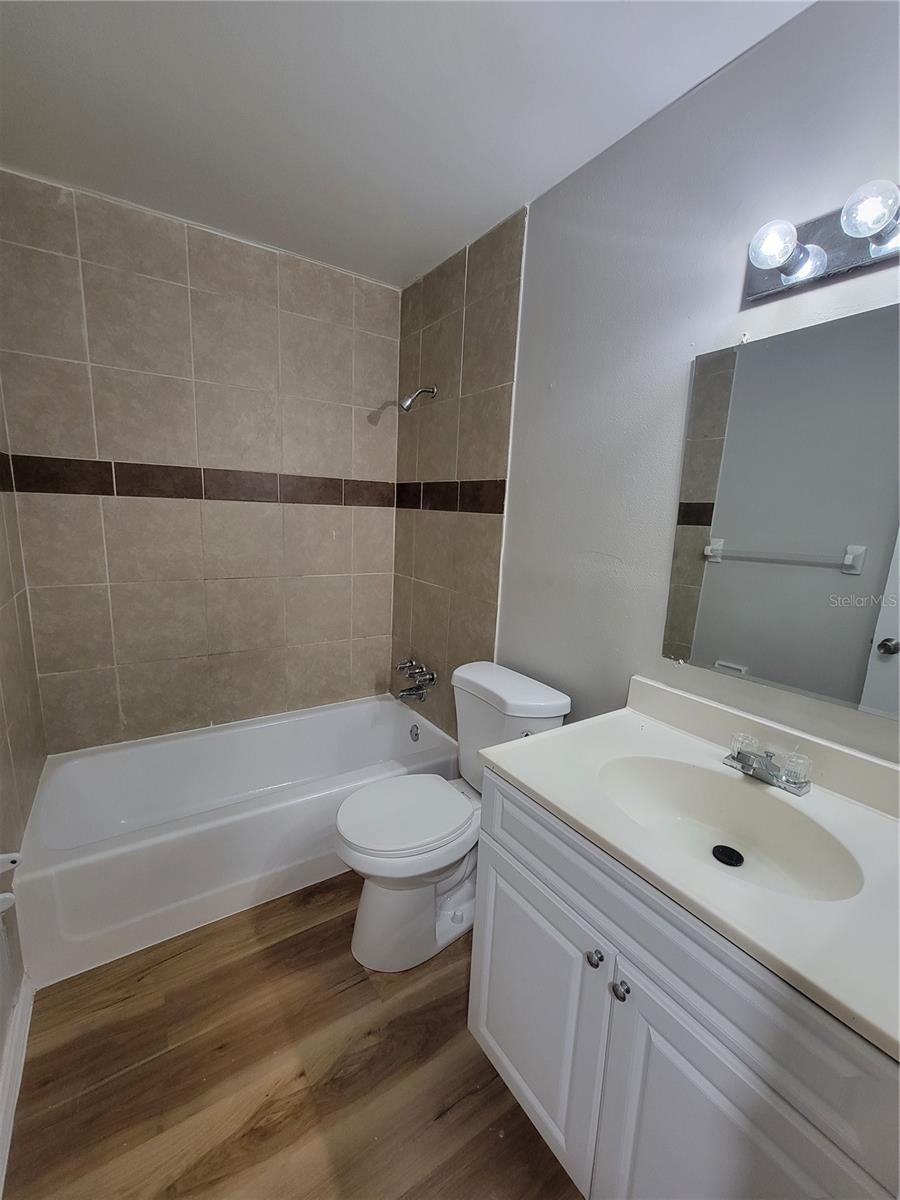 ACREAGE - Residential Lease