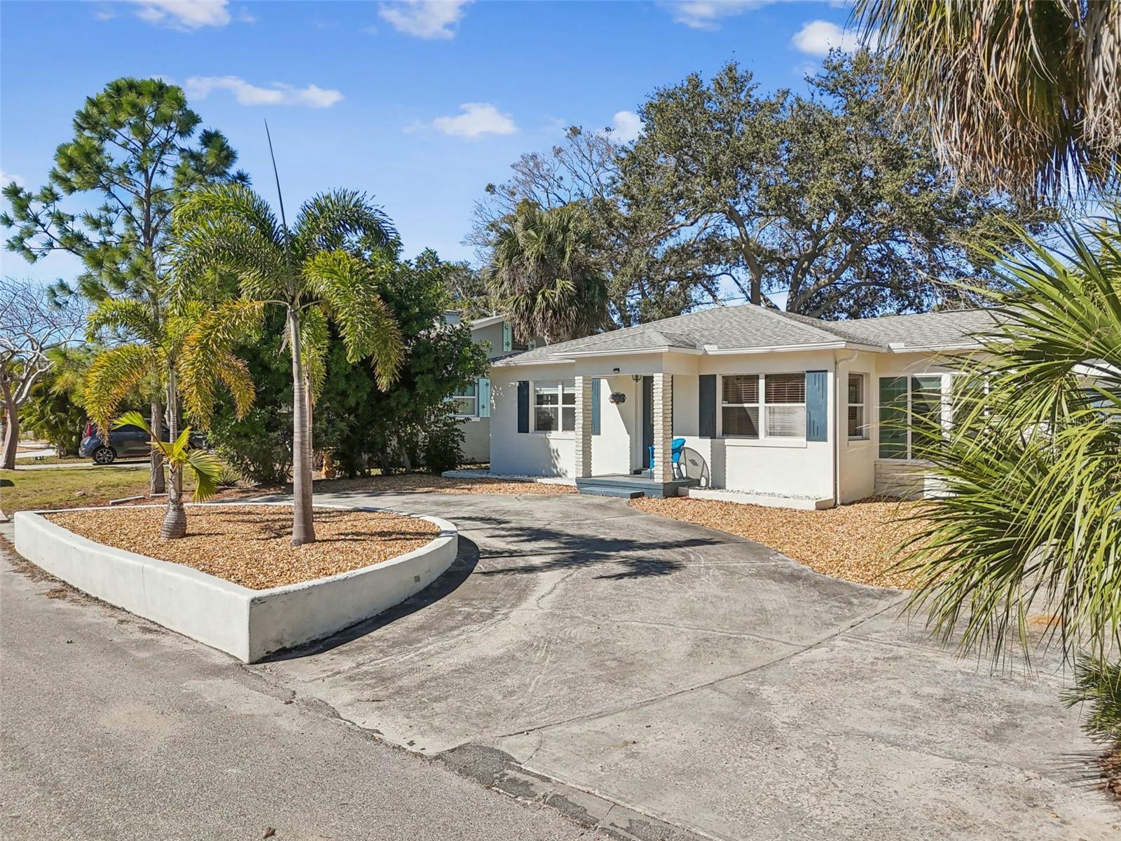 BAYWOOD SUB - Residential