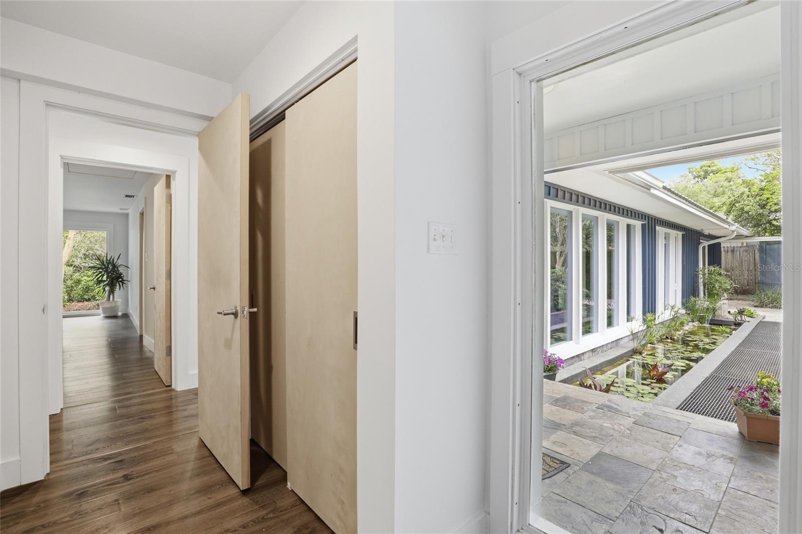 HILLSIDE - Residential