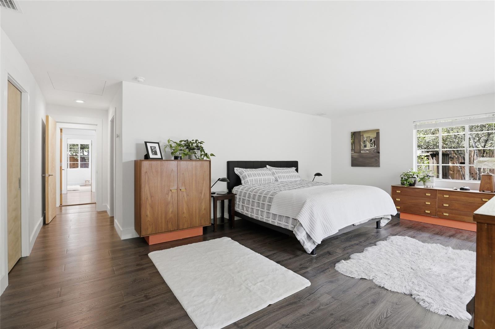 HILLSIDE - Residential