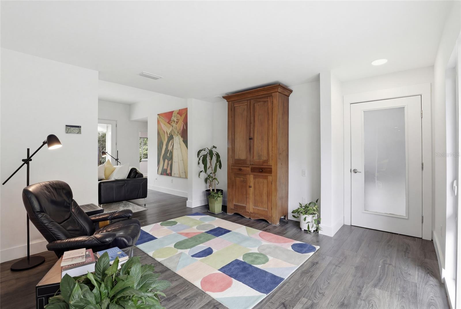 HILLSIDE - Residential