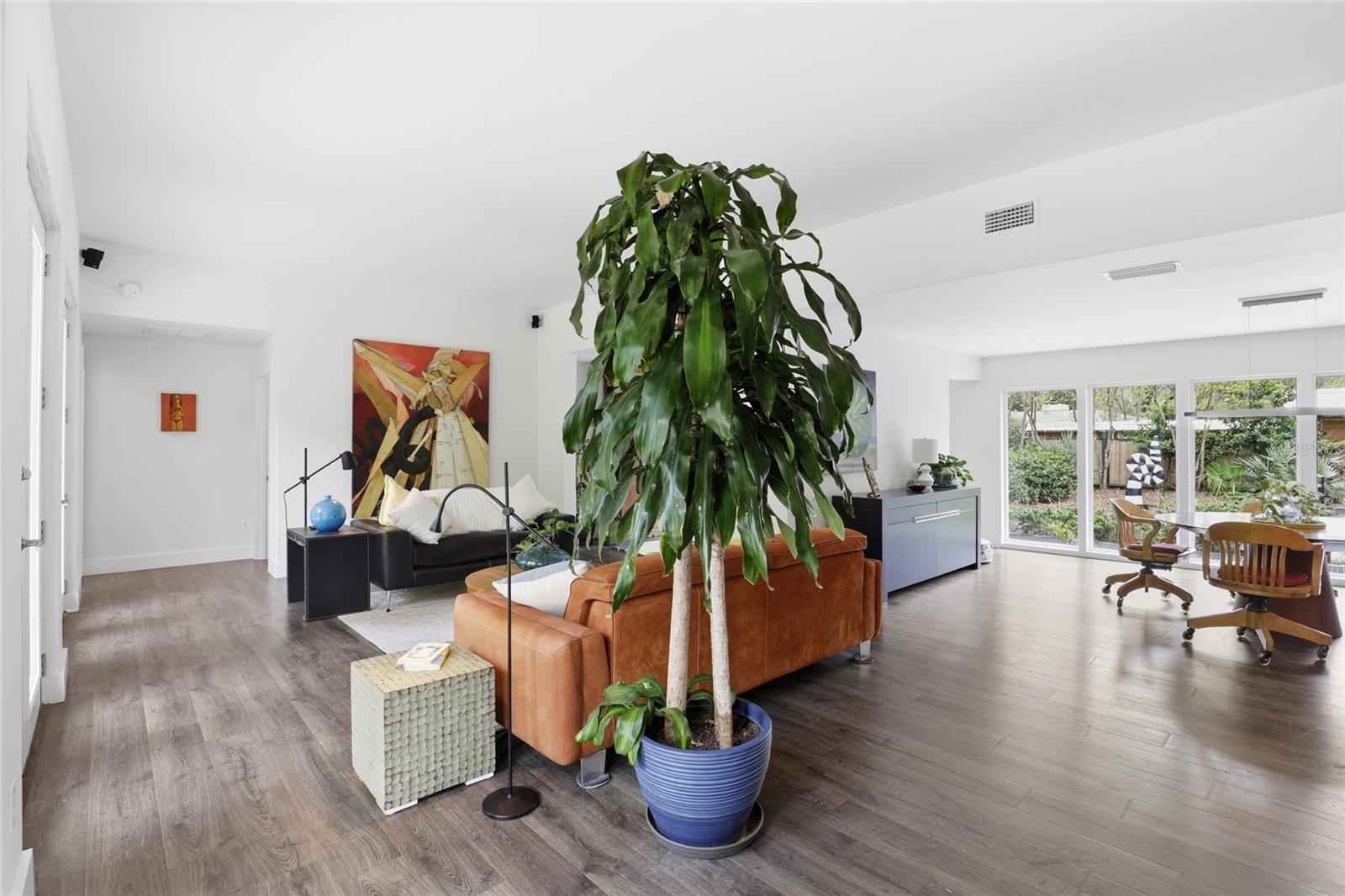 HILLSIDE - Residential