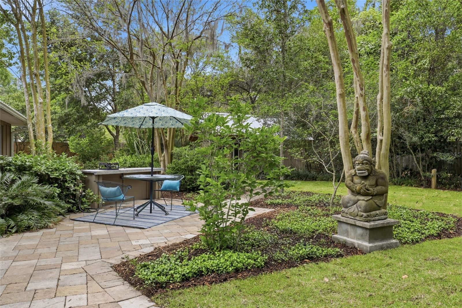 HILLSIDE - Residential