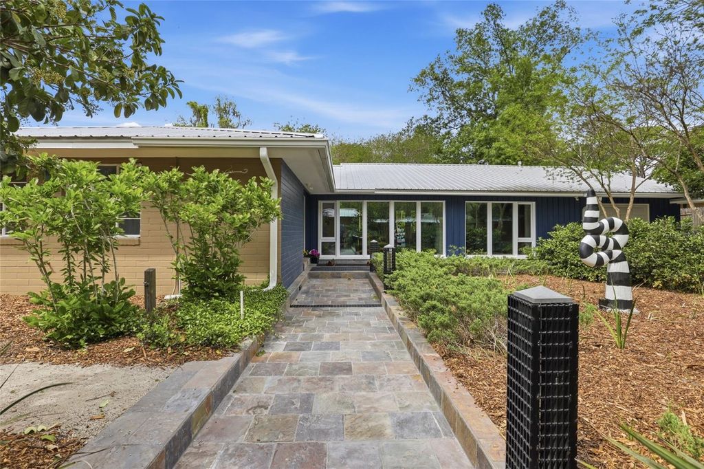 Photo of 1716 NW 12th Road, Gainesville, FL 32605 (MLS # GC539201)