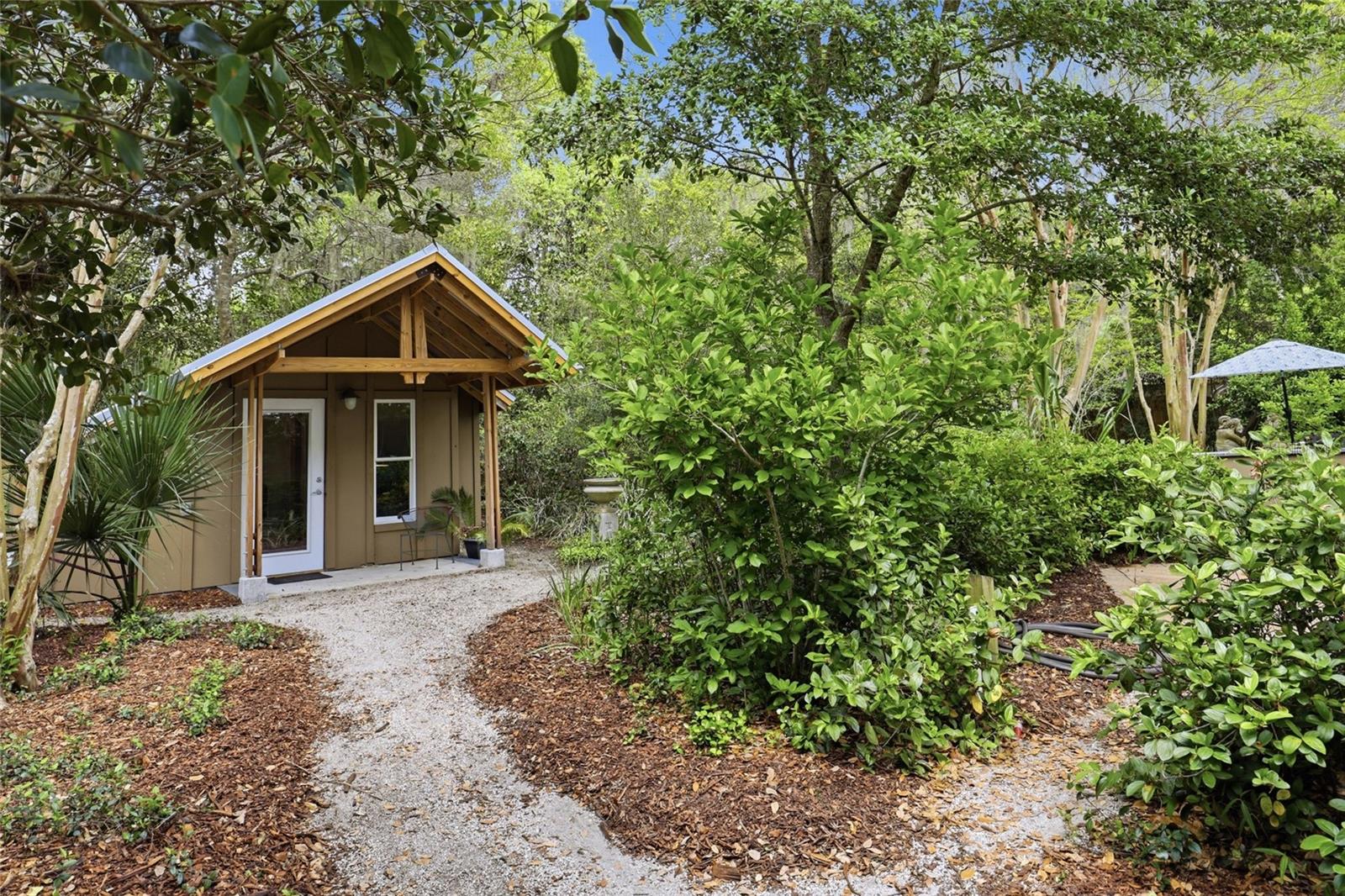 HILLSIDE - Residential