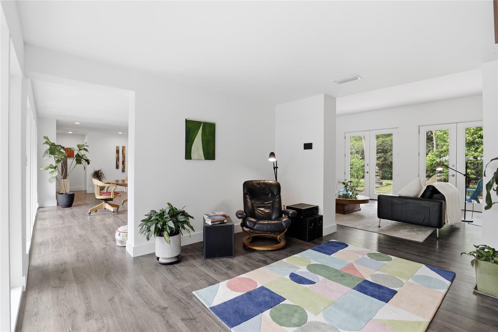 HILLSIDE - Residential