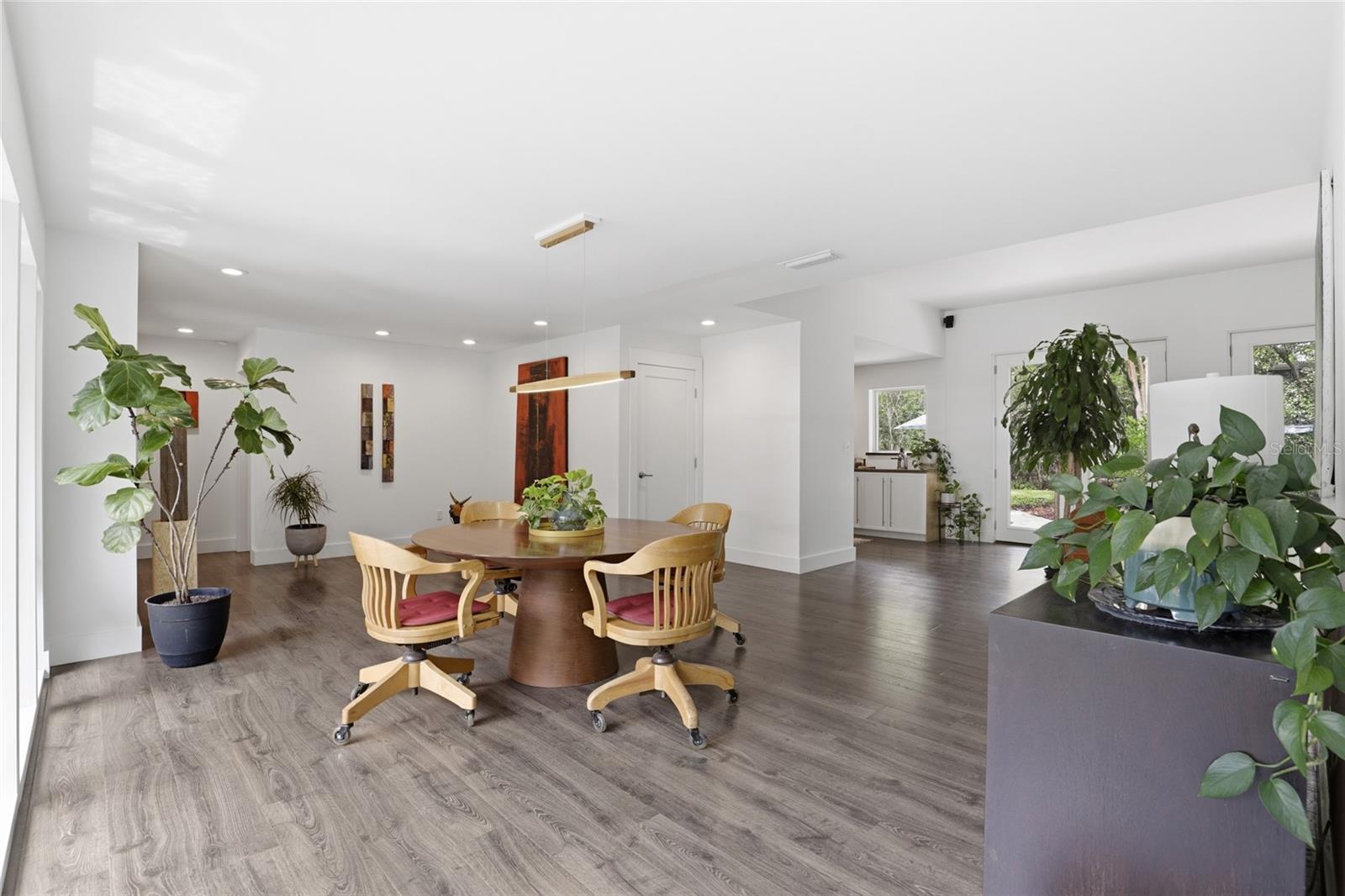 HILLSIDE - Residential