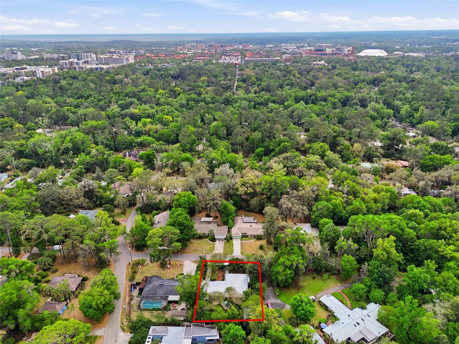 HILLSIDE - Residential