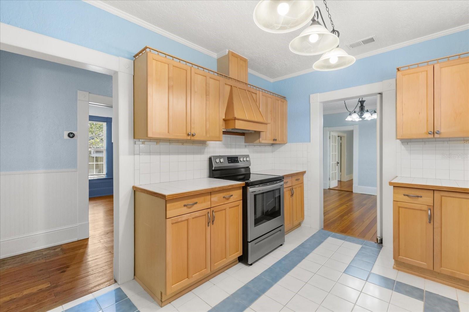 N J TROWELLS ADD/UMATILLA - Residential