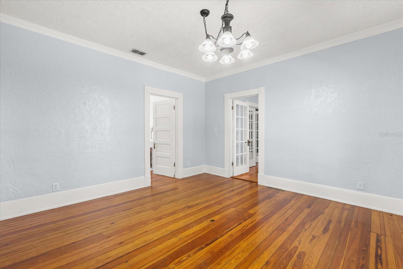 N J TROWELLS ADD/UMATILLA - Residential