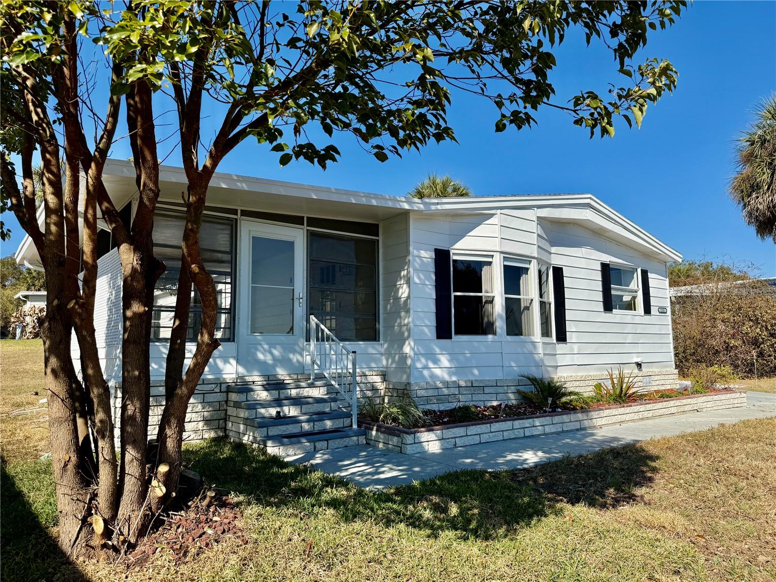 ZELLWOOD STATION COOP MH PARK - Residential