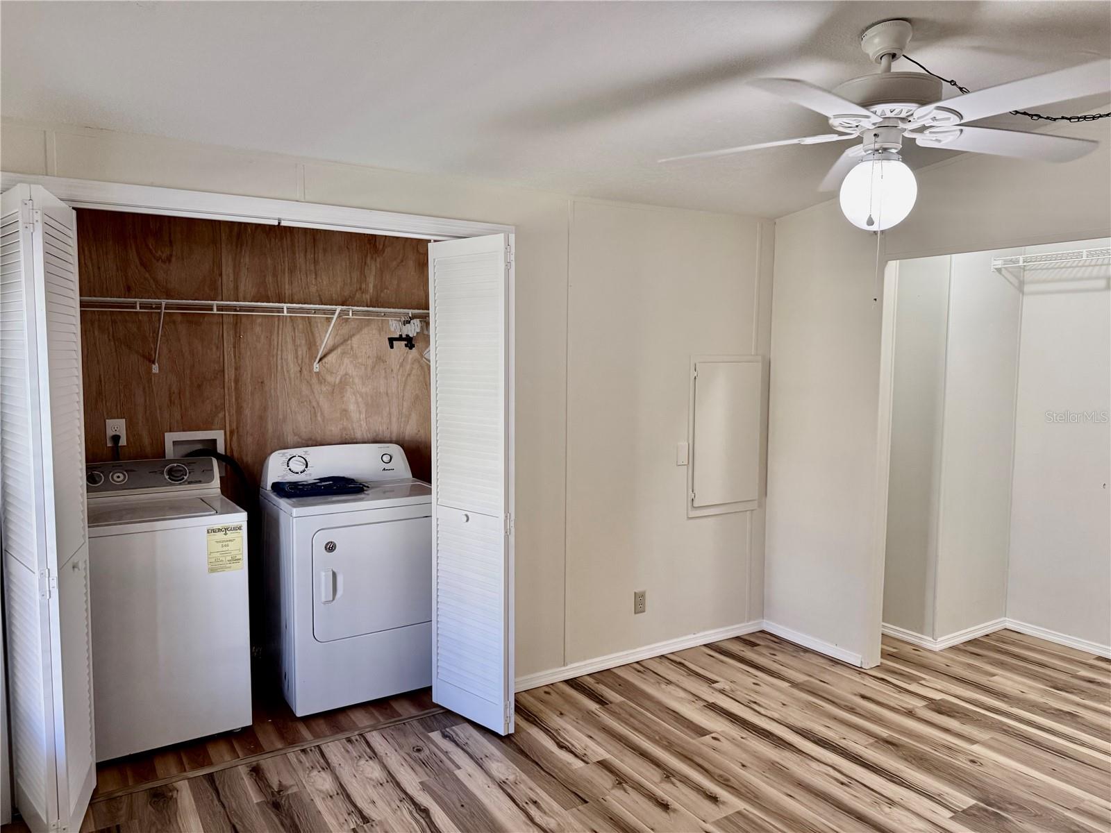 ZELLWOOD STATION COOP MH PARK - Residential