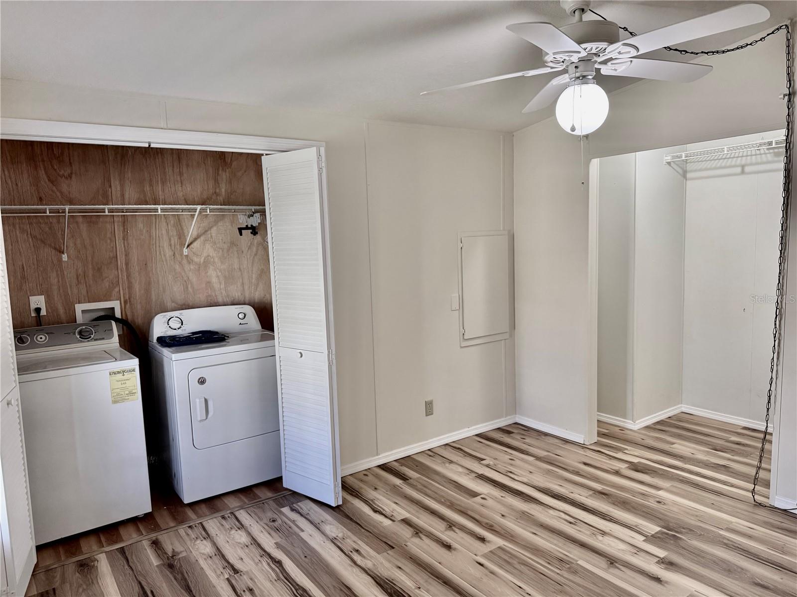 ZELLWOOD STATION COOP MH PARK - Residential