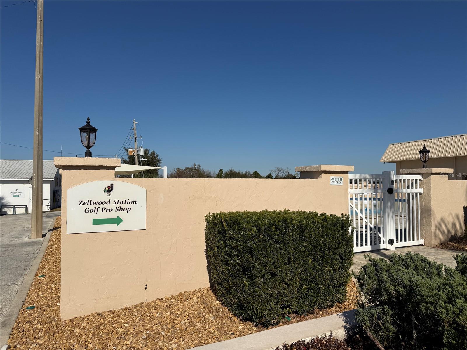 ZELLWOOD STATION COOP MH PARK - Residential