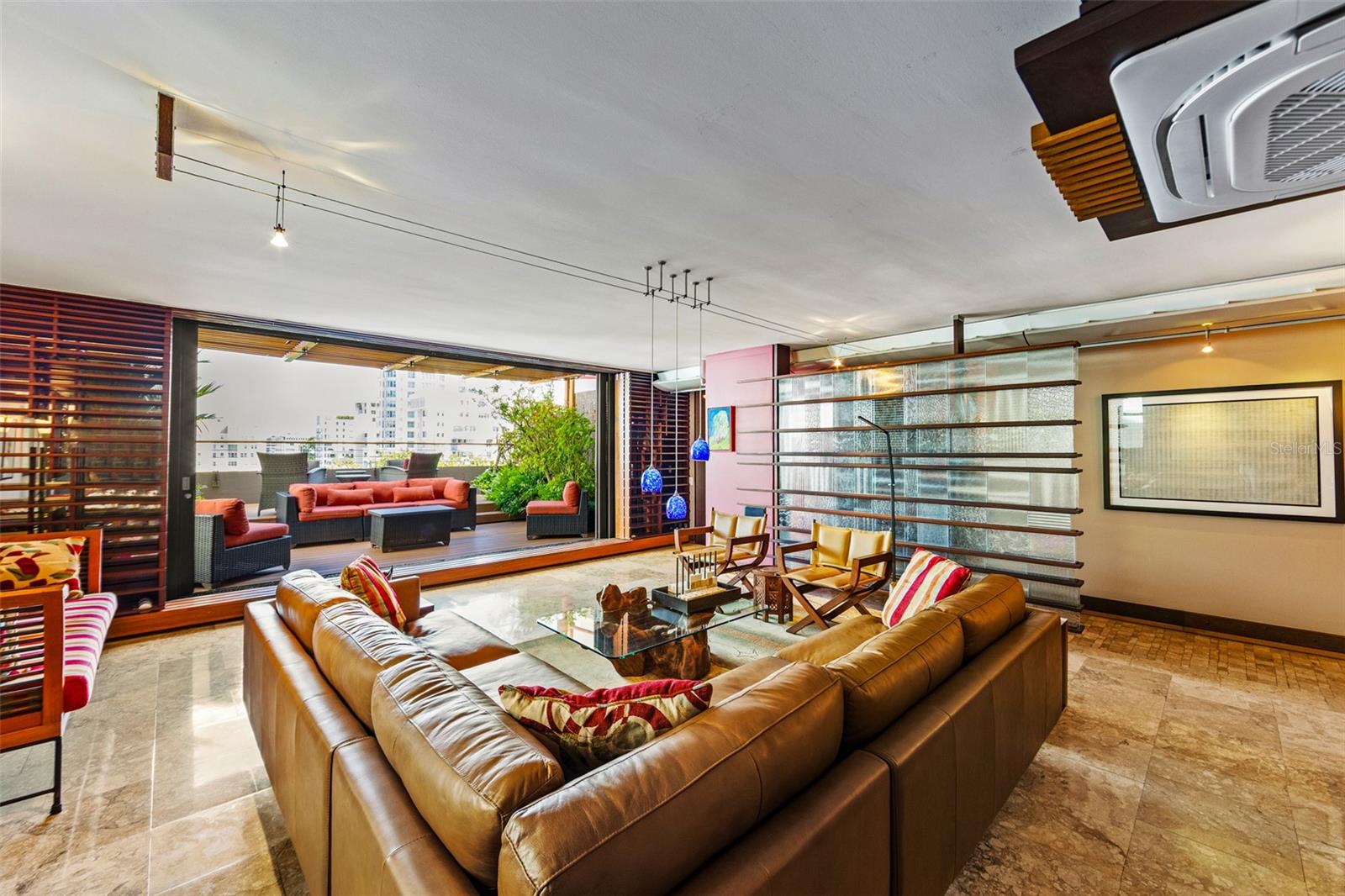 1223 LUCHETTI STREET 801