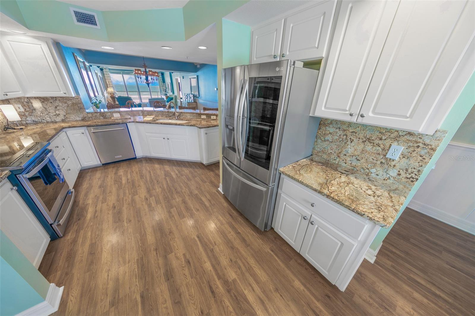 MARTINIQUE CONDO - Residential