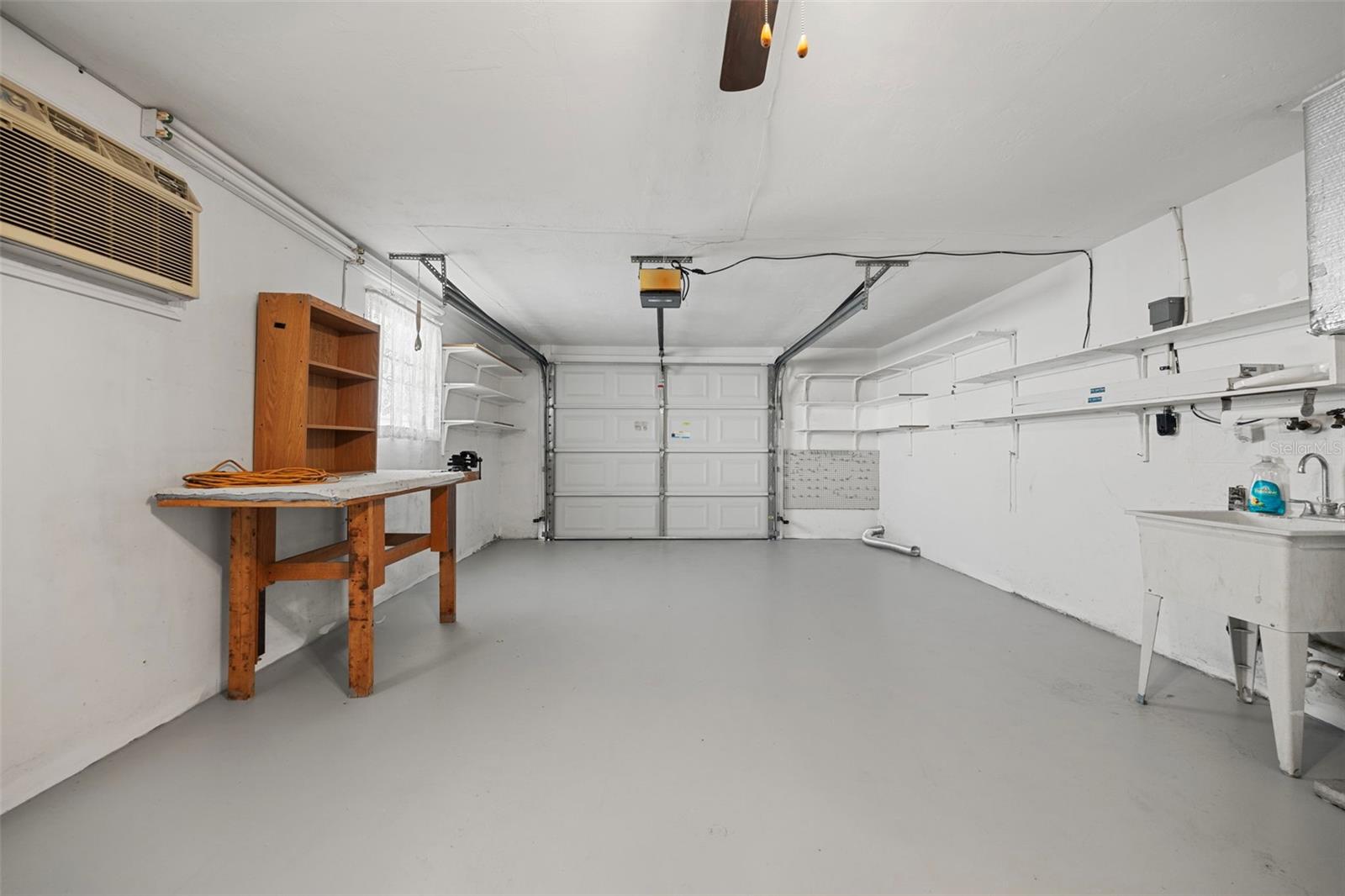 CREST RIDGE GARDENS - Residential