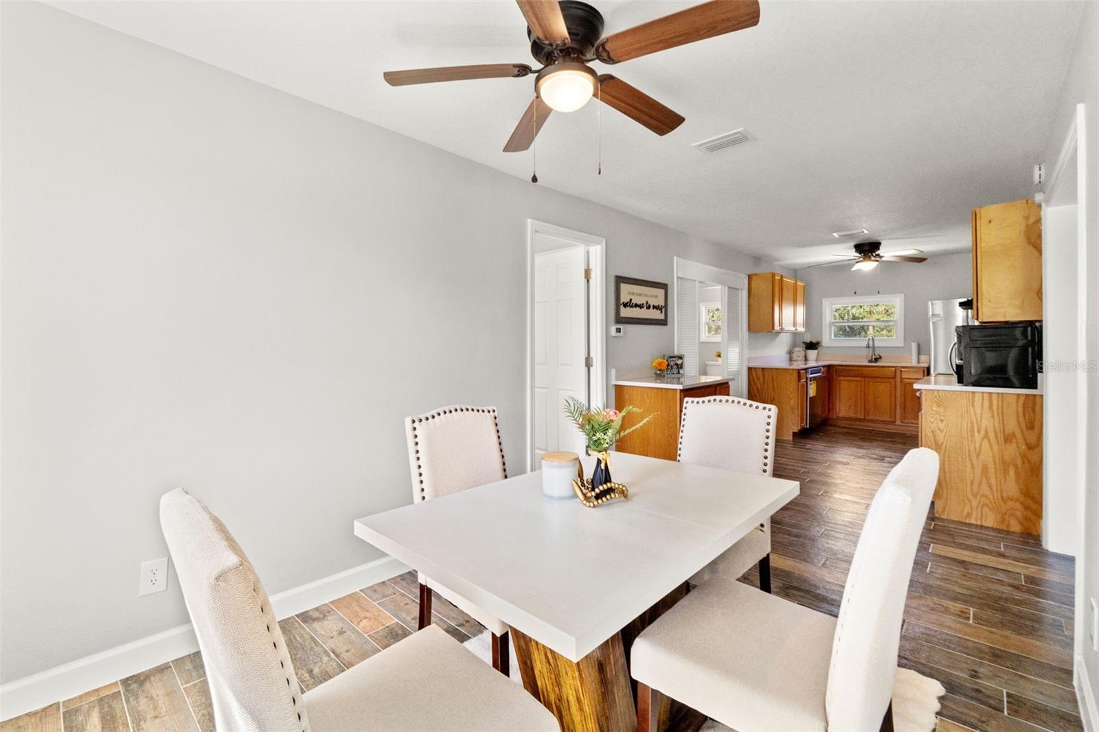 SUNNY SHORES - Residential