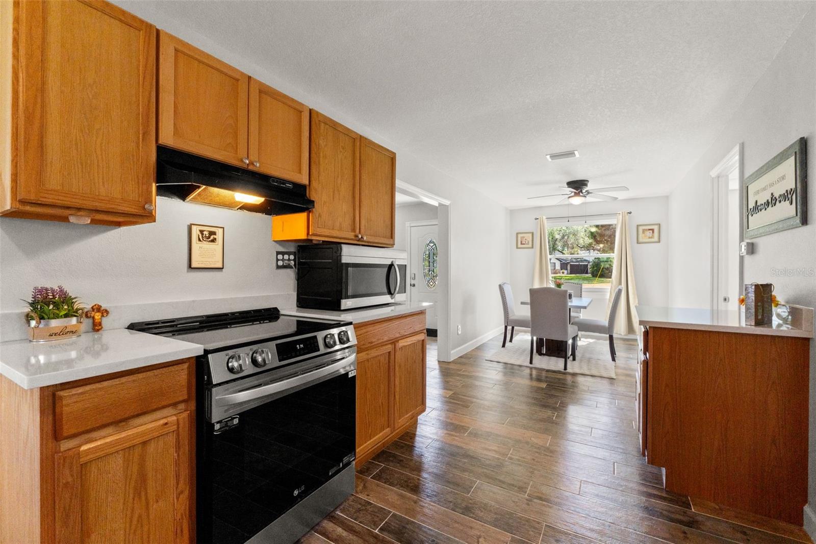 SUNNY SHORES - Residential
