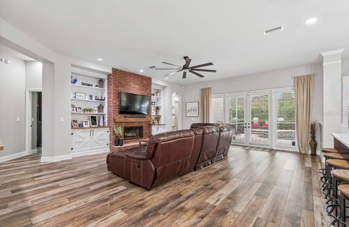 VILLAROSA PH 1C - Residential