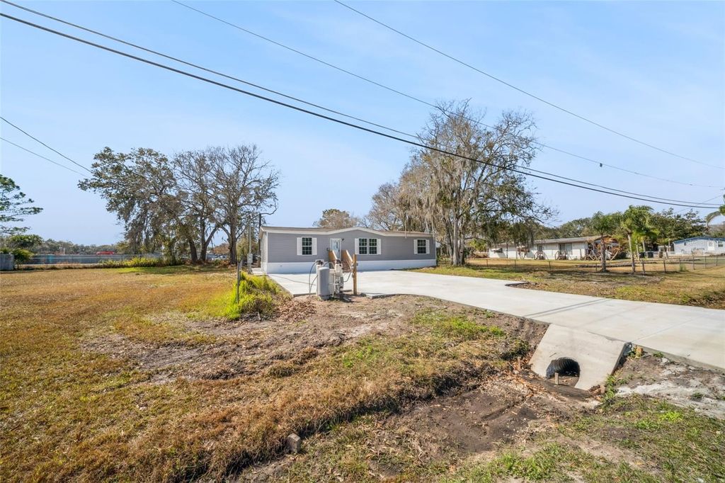 Photo of 18630 Old Cheney Highway, Orlando, FL 32820 (MLS # O6384055)