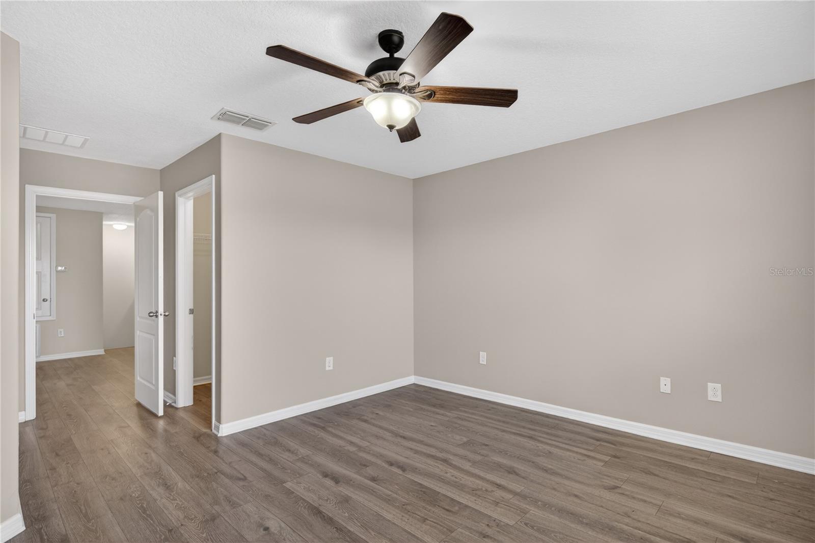 STONEYBROOK WEST - Residential Lease