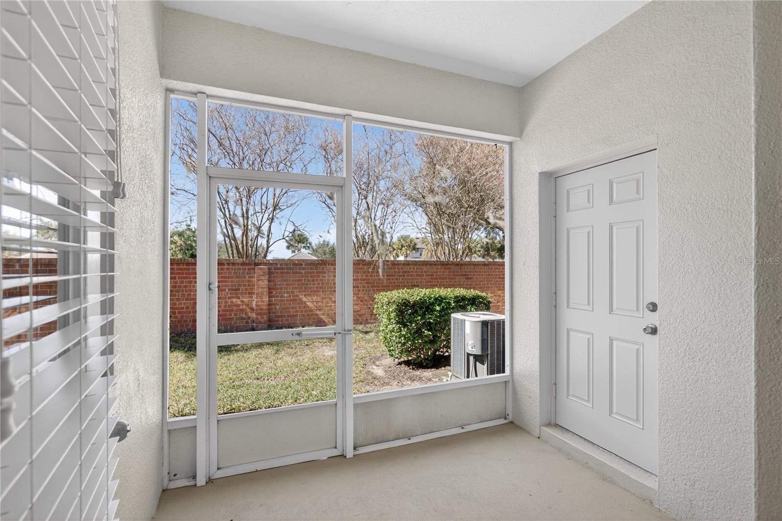 STONEYBROOK WEST - Residential Lease