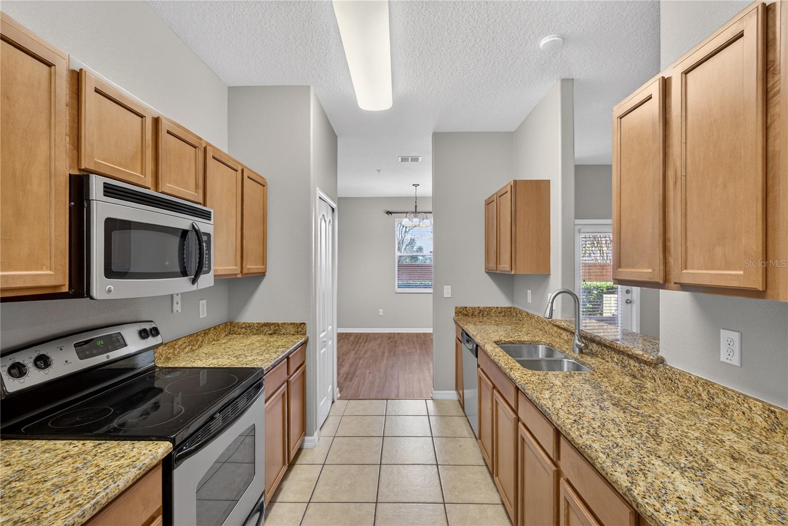 STONEYBROOK WEST - Residential Lease