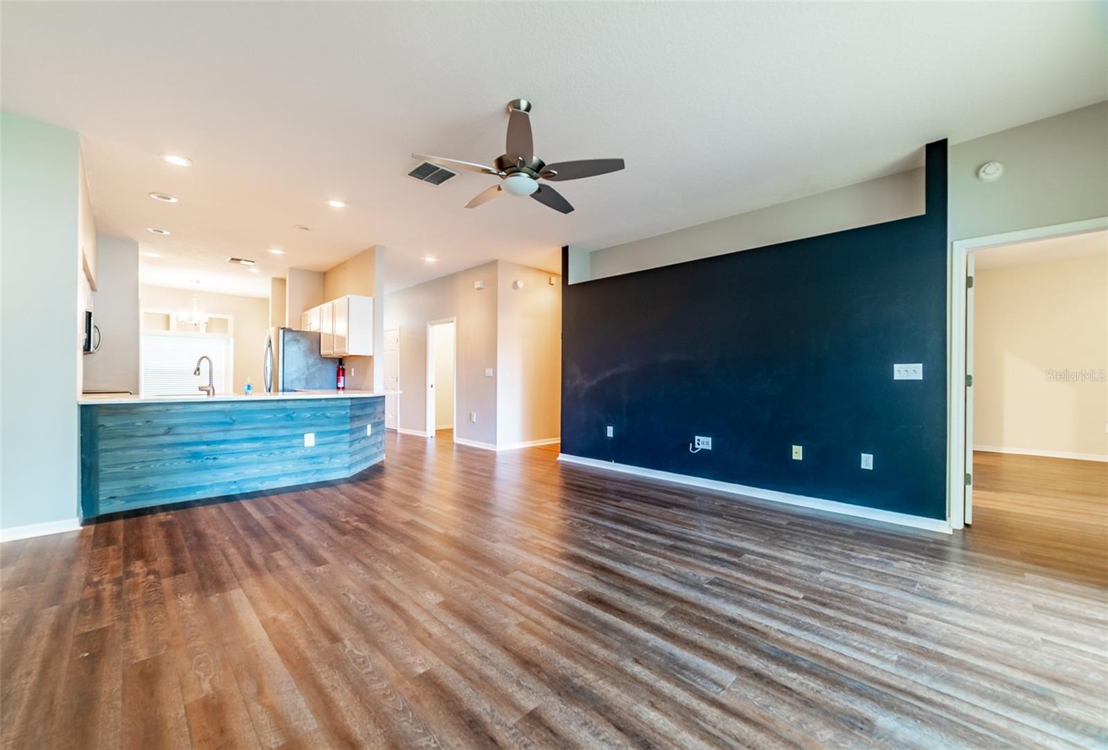 PEBBLE CREEK  / CLUBVIEW - Residential