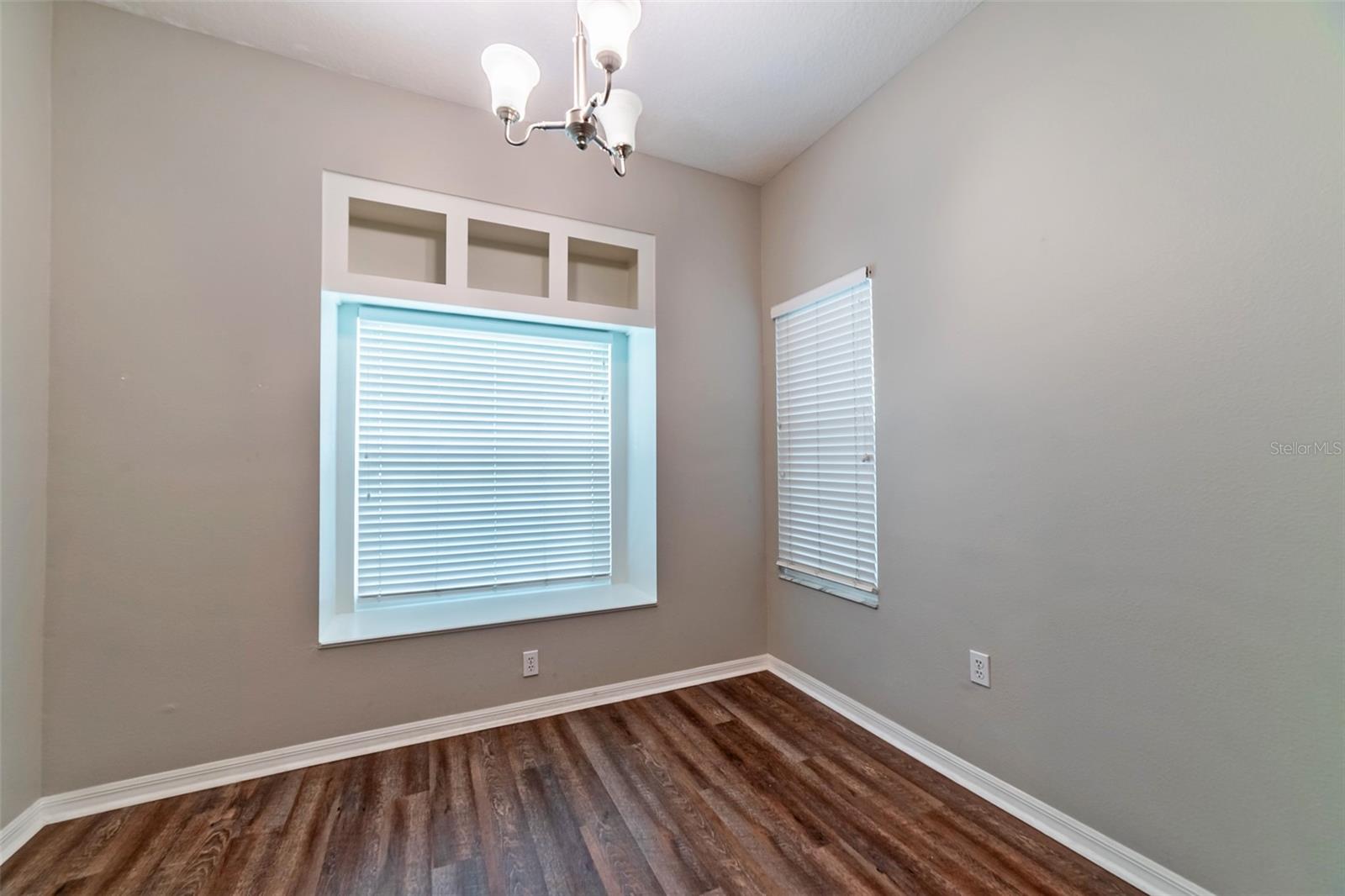 PEBBLE CREEK  / CLUBVIEW - Residential