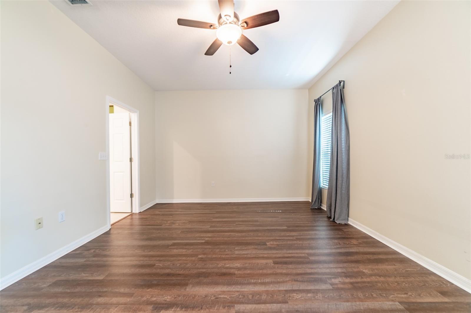 PEBBLE CREEK  / CLUBVIEW - Residential