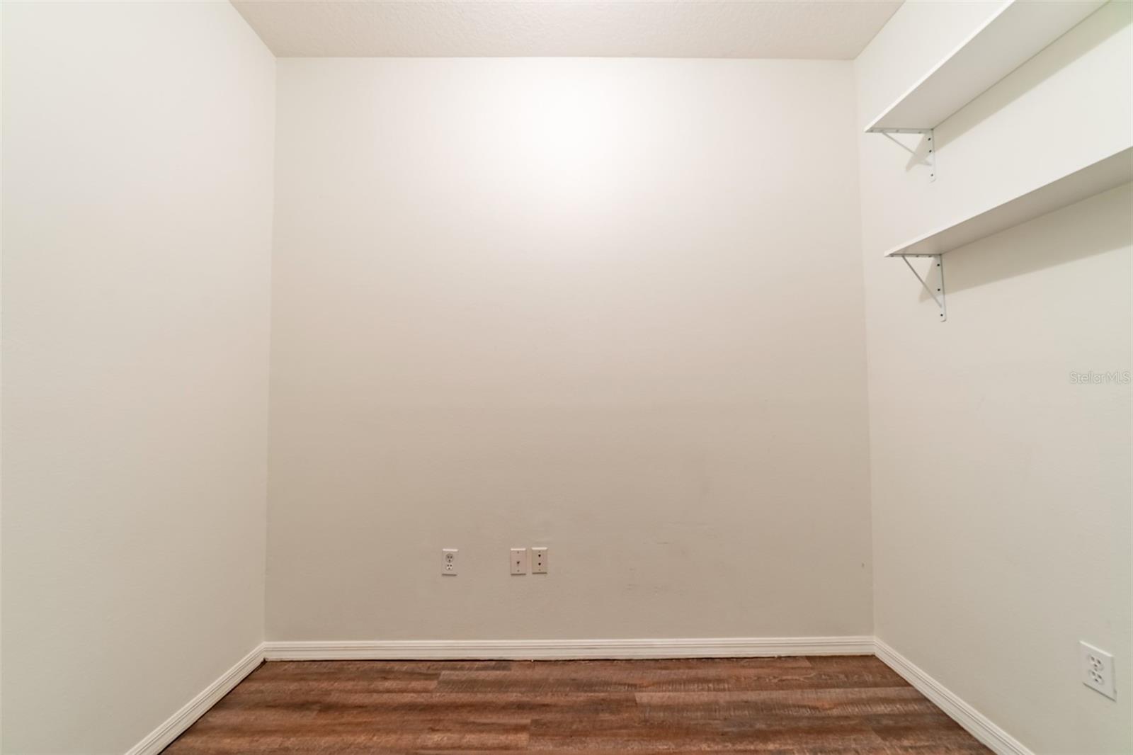 PEBBLE CREEK  / CLUBVIEW - Residential