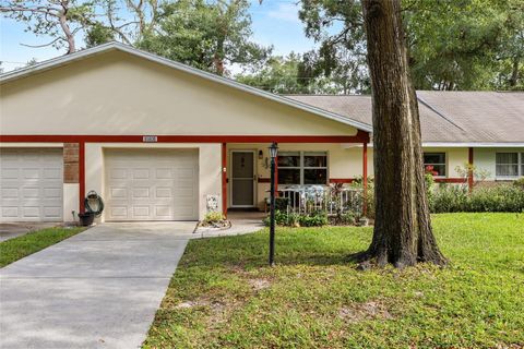 Photo of 8580 SW 97th Lane Road #B, Ocala, FL 34481 (MLS # OM710352)