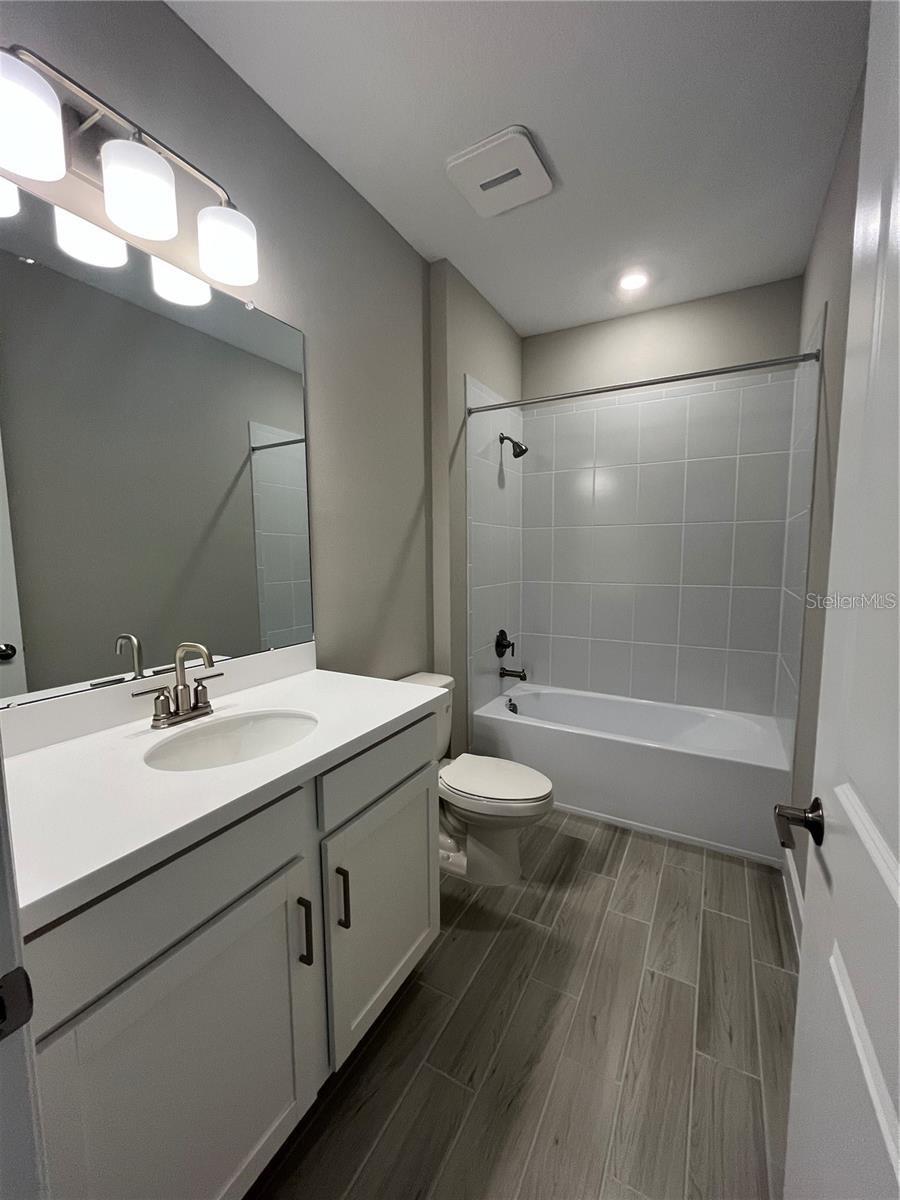 RIVER LNDG PH 2A-2B-2C-2D-3A- - Residential Lease