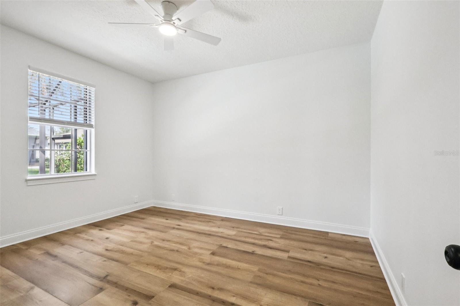 KEENES POINTE - Residential