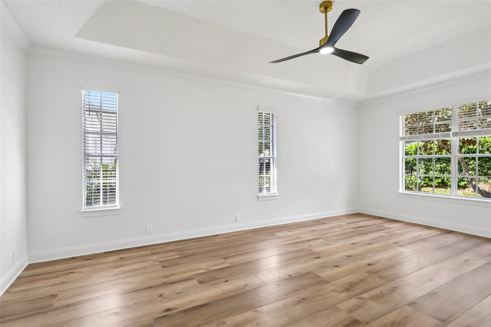 KEENES POINTE - Residential