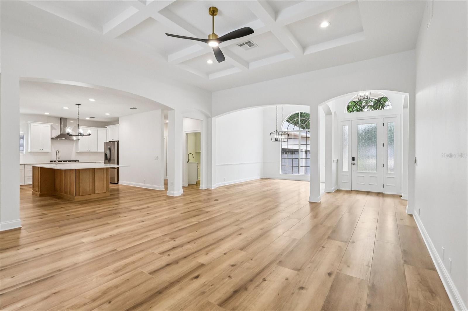 KEENES POINTE - Residential