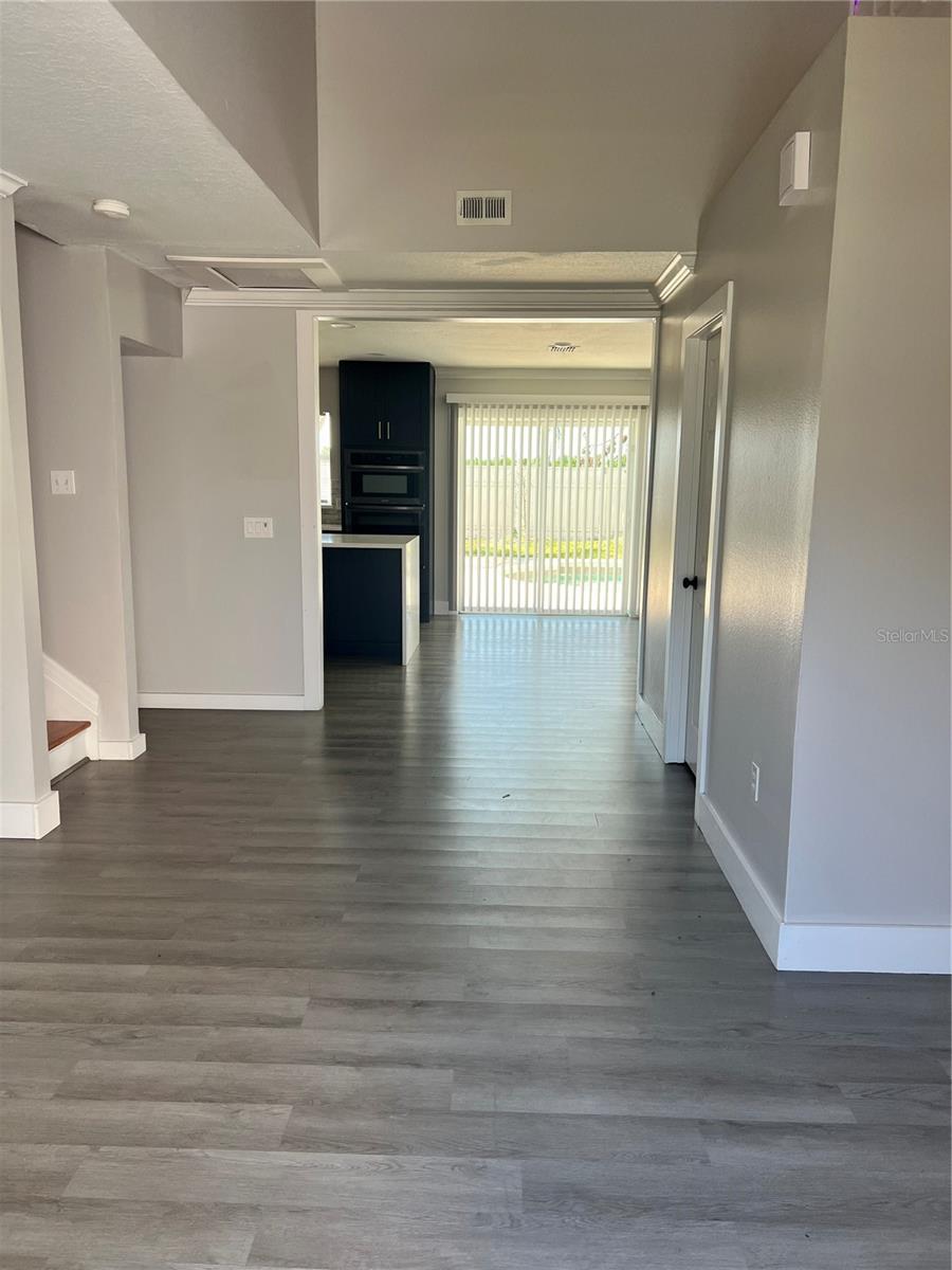 5289 SUNSET CANYON DRIVE