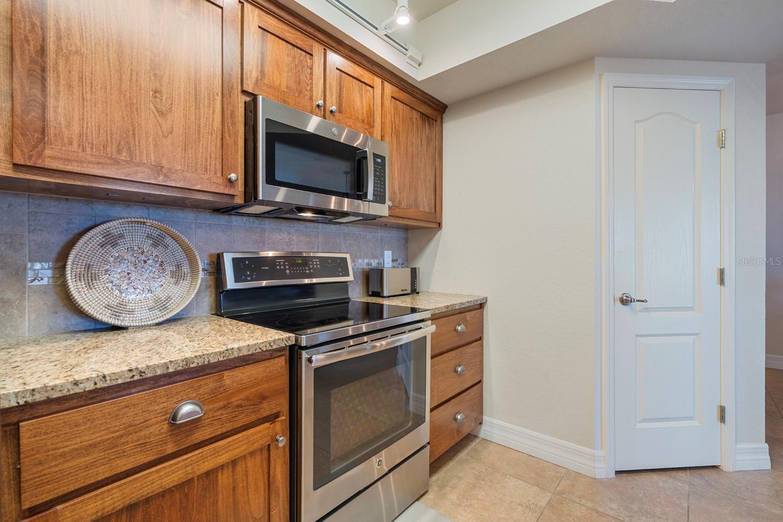 OCEAN WALK/NEW SMYRNA BCH BLDG 20 - Residential
