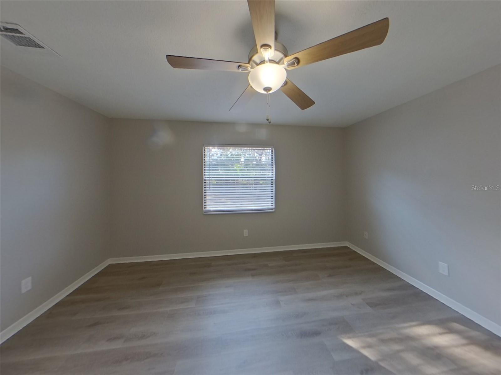 STONER WOODS SUB UNIT - Residential Lease