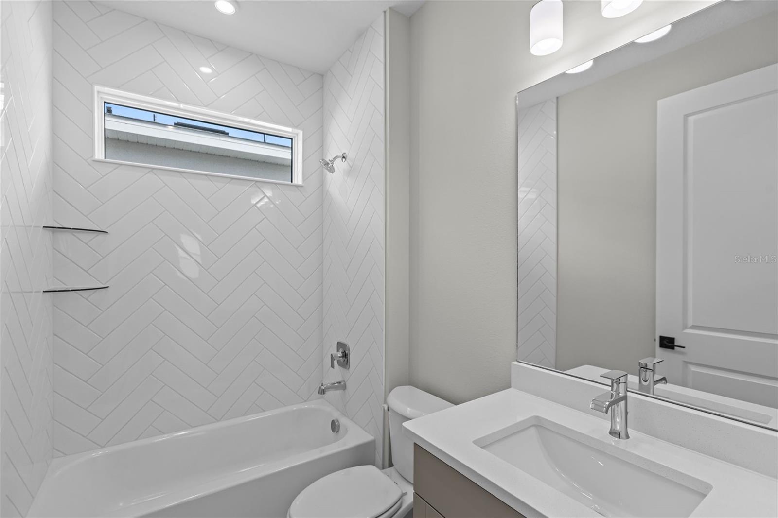 KH CW HAMMOCK OAKS LLC - Residential