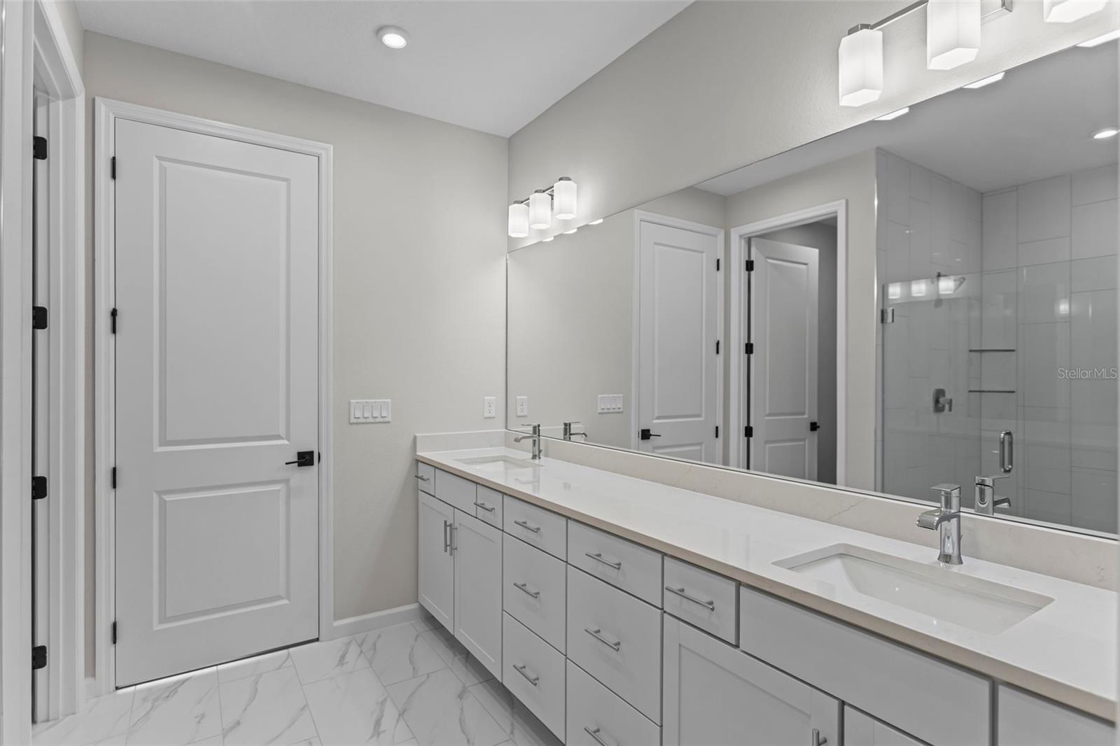 KH CW HAMMOCK OAKS LLC - Residential