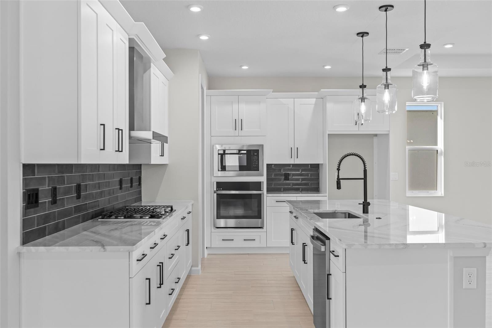 KH CW HAMMOCK OAKS LLC - Residential