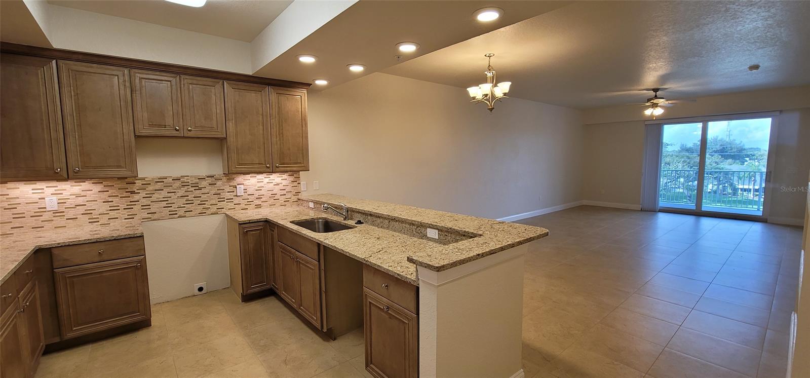 Riverwalk/Coronado Island-Bldg - Residential