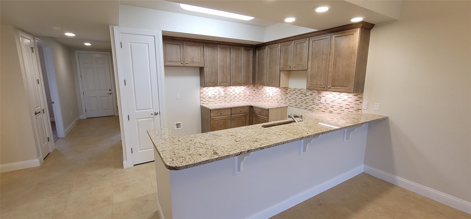 Riverwalk/Coronado Island-Bldg - Residential