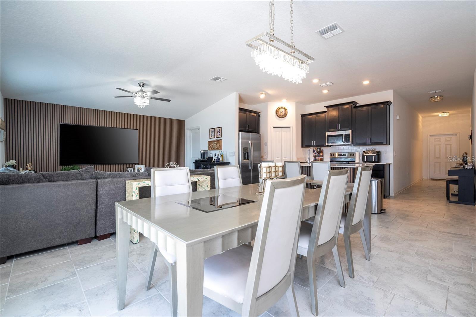 TRINITY LAKES PH 1 & 2 - Residential