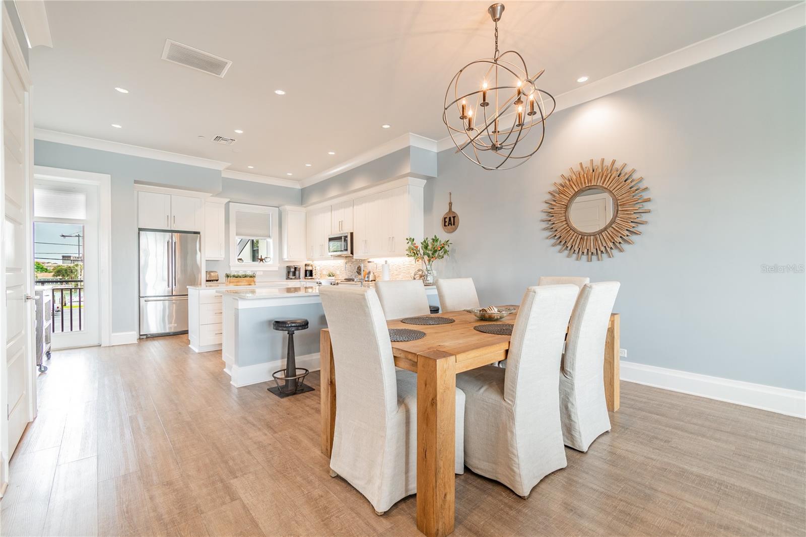 BRIGHTWATER BLUE TWNHMS - Residential