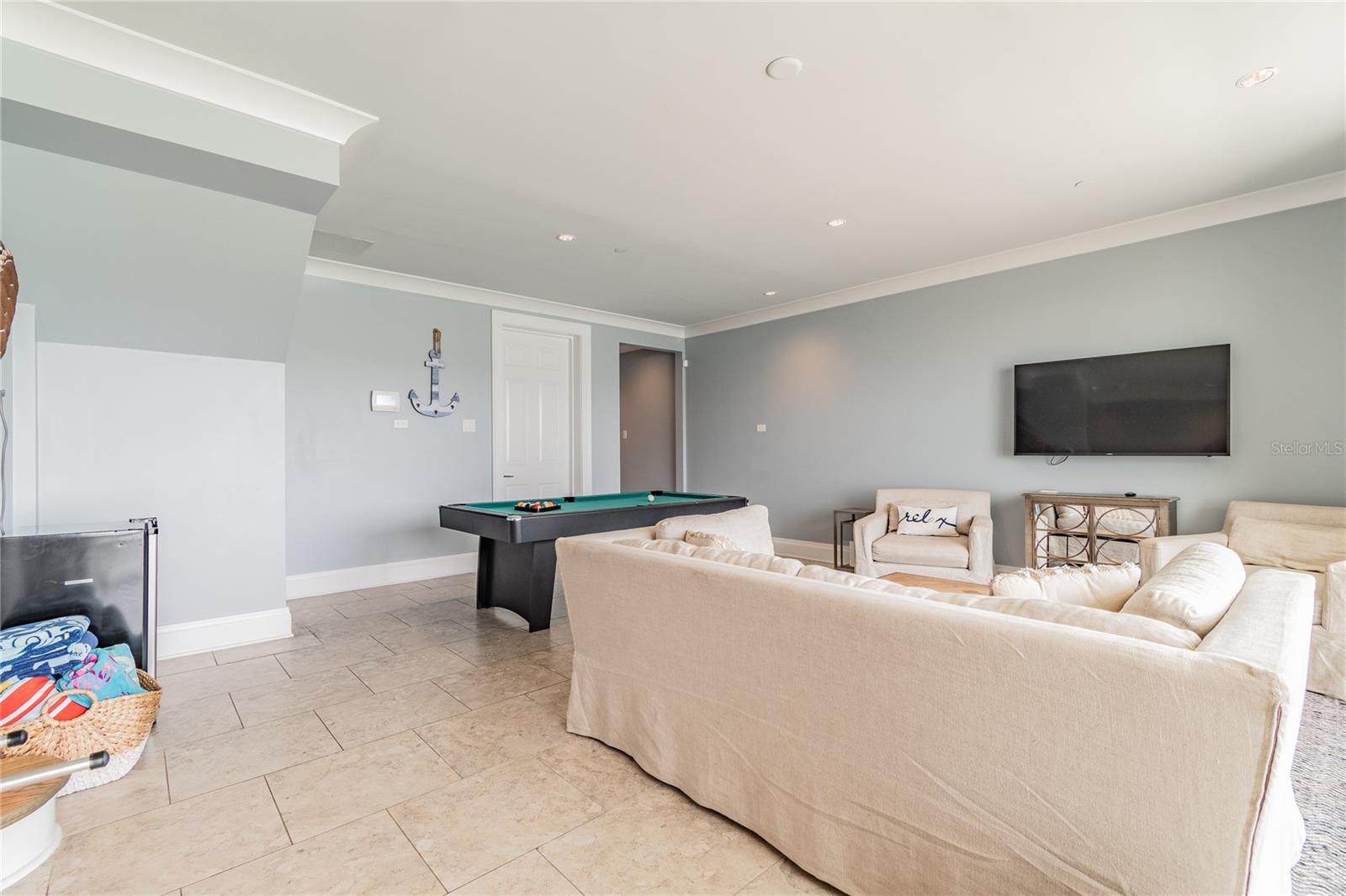 BRIGHTWATER BLUE TWNHMS - Residential