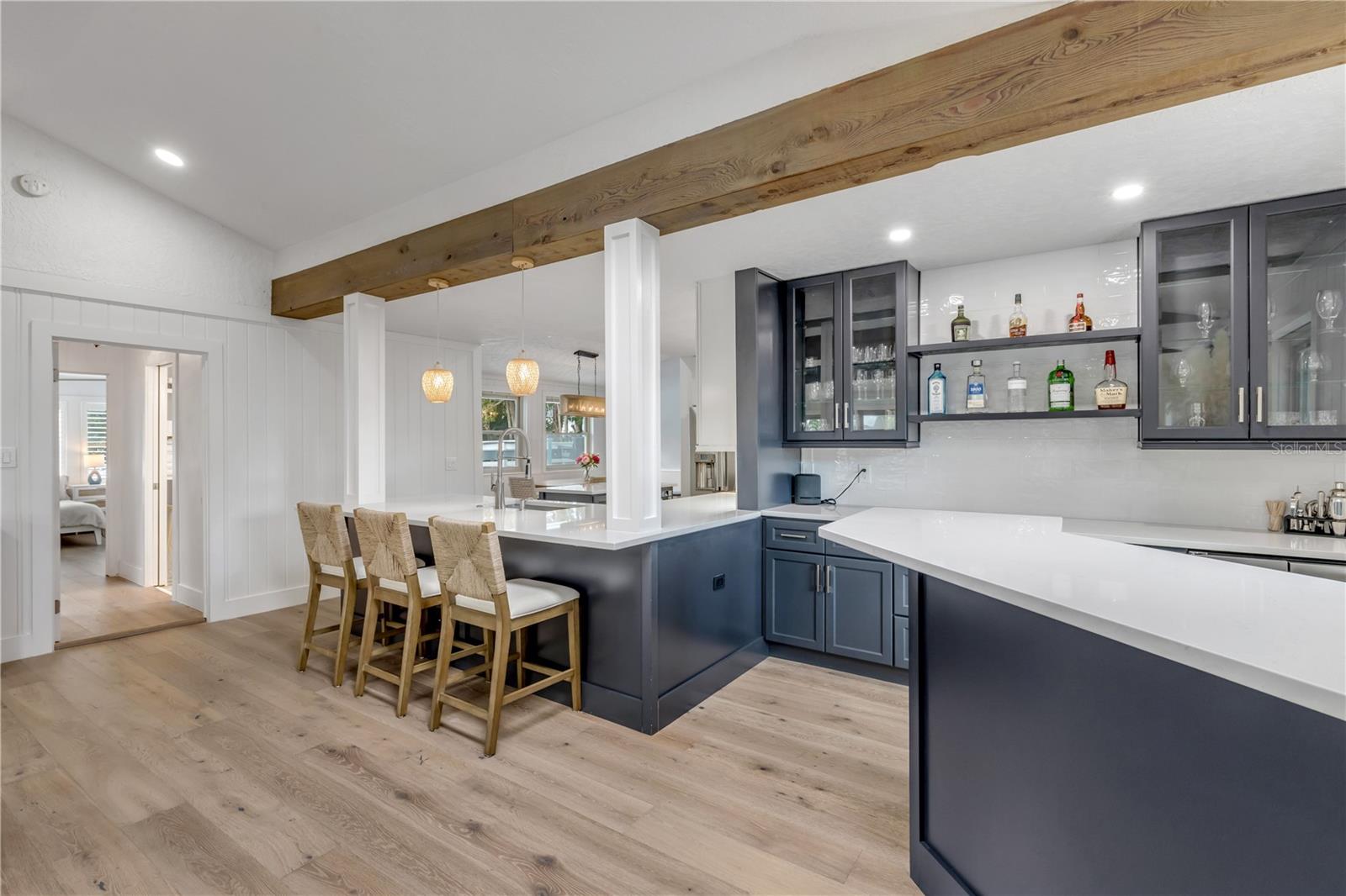 ORLANDO BEACH - Residential