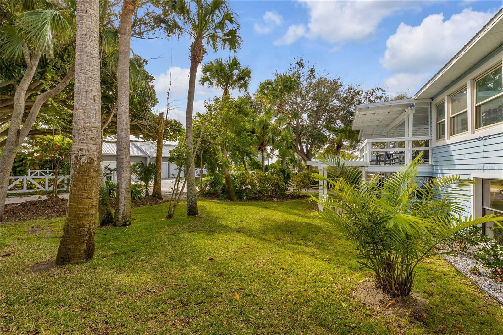 ORLANDO BEACH - Residential